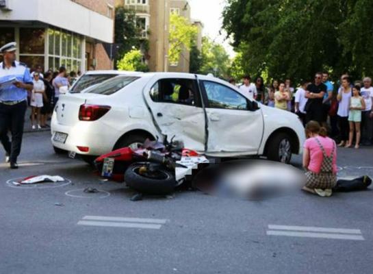 ACCIDENT ÎNFIORĂTOR în Oradea! O şoferiţă de 25 de ani, care nu s-a asigurat, a UCIS un tânăr motociclist, tatăl a doi copii. IMPACTUL a fost DEVASTATOR