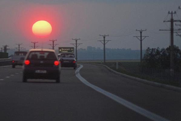 Trafic îngreunat pe autostrăzile A1 şi A2, în urma unor restricţii de circulaţie