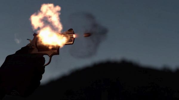 Caz cutremurător la o fermă din Iaşi! Un bărbat a sfârşit străpuns de un glonţ de mari dimensiuni, folosit pentru a împuşca un porc