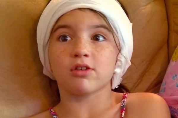 Clipe de GROAZĂ într-un parc safari: O fetiţă de nouă ani a fost ATACATĂ de un cangur