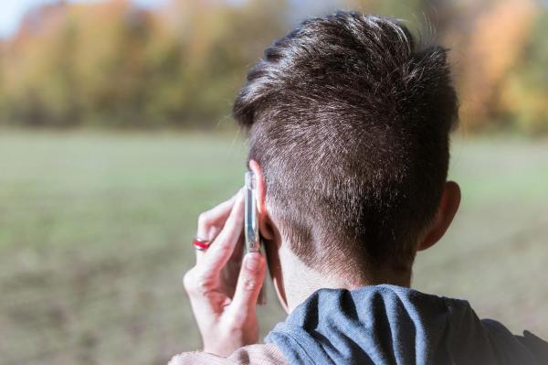 Adio, cost suplimentar la telefon în UE! Roaming la tarife naţionale pentru cei care călătoresc. Atenţie, ce SUPRATAXE pot exista şi cine NU beneficiază de serviciu
