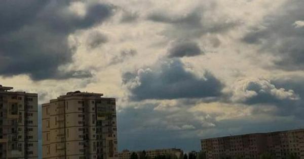 ALERTĂ DE VREME REA pentru România: VIJELII, PLOI TORENŢIALE şi GRINDINĂ până mâine dimineaţă!