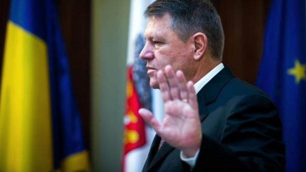 ATAC DUR la adresa preşedintelui IOHANNIS: "A demonstrat că este un POLITICIAN SLAB!" Cine face afirmaţia