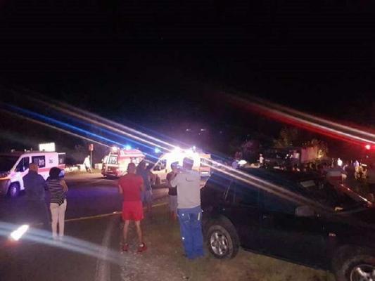 ACCIDENT DEZASTRUOS în Argeş! TREI MORŢI şi nouă răniţi, după ce un camion cu militari de elită s-a prăbuşit într-o râpă. Şapte dintre răniţi au politraumatisme, dar sunt stabili