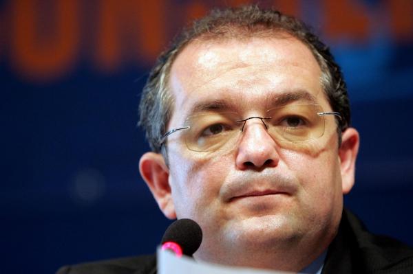 Noi audieri în dosarul privind alegerile prezidenţiale din 2009. Emil Boc şi Adriean Videanu, pe lista celor cu care comisia discută azi