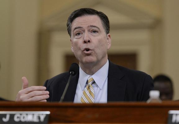 Fostul director FBI, James Comey, e audiat de Congresul SUA în scandalul privind legăturile dintre apropiaţii lui Donald Trump cu ruşii