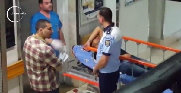 VIDEO Cristian Boureanu a fost dus pe targă la spital! I s-a făcut rău, după ce a lovit un poliţist şi a ajuns la secţie încătuşat