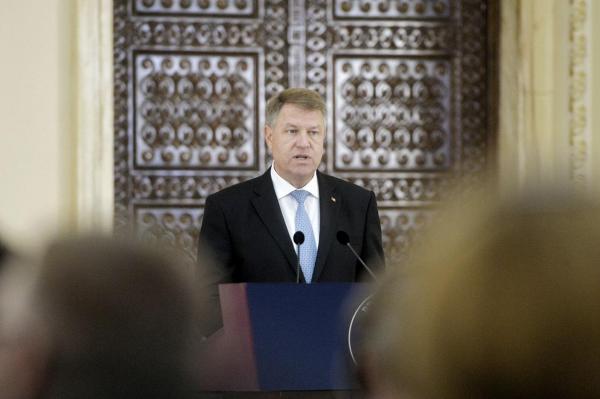 Preşedintele Iohannis retrimite în Parlament impozitul pe veniturile obţinute din dereglementarea preţului la gaze