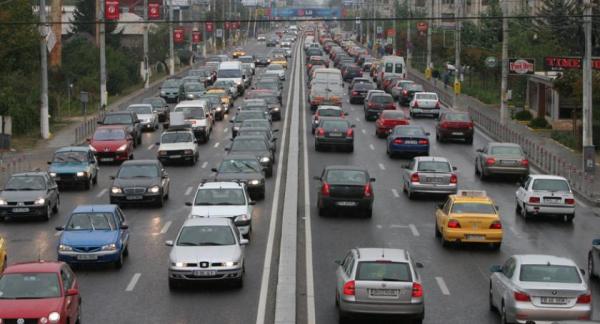 MODIFICĂRI MAJORE privind asigurarea RCA! Şoferii care nu produc accidente vor plăti poliţe RCA cu 50% MAI MICI