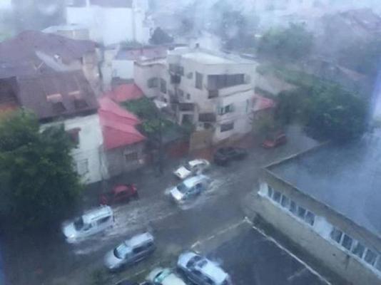 A venit POTOPUL! Niciodată în ultimii 48 de ani nu a mai plouat aşa cum s-a întâmplat în ultimele 24 de ore, în Dobrogea! Litoralul a fost lovit de un ciclon mediteranean