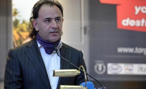 Unul dintre cei mai bogați oameni din România, Mohammad Murad, vrea să recreeze satul românesc tipic de la 1800 într-un proiect care va costa 5 milioane de euro