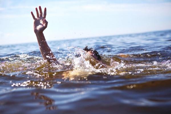 Clipe de groază pe litoral. Două adolescente au fost la un pas de moarte în Costineşti