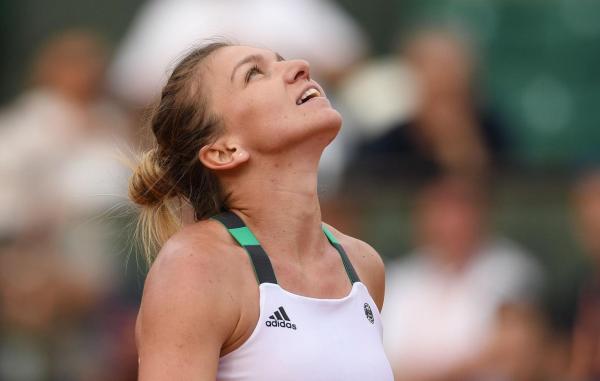 Victorie uriaşă pentru Simona Halep! Românca merge în turul al treilea la Wimbledon