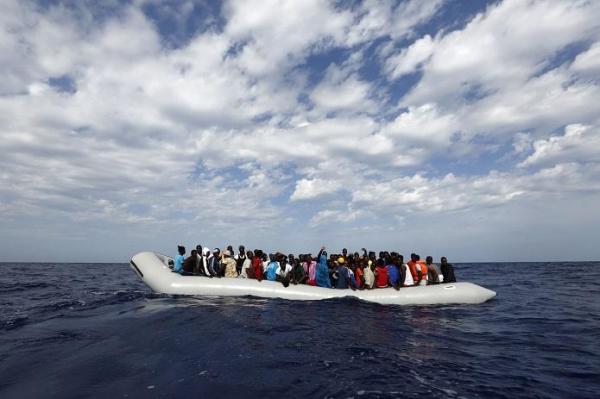 Misiuni dramatice în Mediterană. 600 de migranţi, dintre care şi COPII, salvaţi în ultima clipă de la înec într-o singură zi