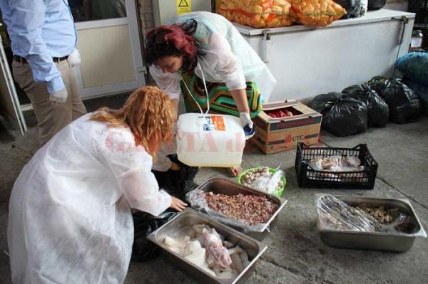 ANSVSA: Nouă unități de pe litoral, AMENDATE cu 21.000 lei în trei zile