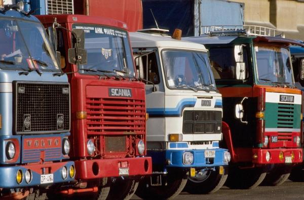 Atenţie şoferi: RESTRICŢII de circulaţie pentru camioane, în 15 judeţe