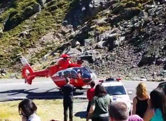 Accident GRAV pe Transfăgărăşan! Elicopterul SMURD a intervenit de URGENŢĂ - LIVE VIDEO