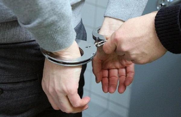 Bărbaţi acuzaţi că ar fi racolat peste 100 oameni pentru muncă în Italia, reţinuţi la Galaţi. Suspecţii promiteau salarii de mii de euro