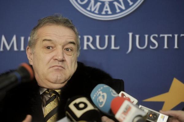 Gigi Becal le-a cerut scuze dinamoviştilor pentru că i-a ironizat: "Conştiinţa mea mi-a spus că nu e frumos. Aşa ceva nu se face "