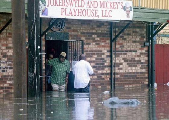 Prăpăd în SUA după o ploaie puternică. Părţi ale oraşului New Orleans au fost inundate (GALERIE FOTO)