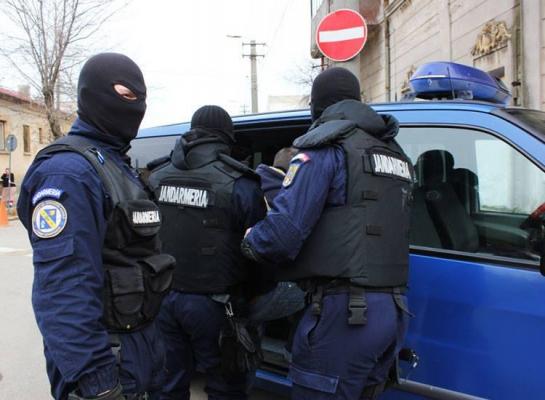 PERCHEZIŢII LA TELDRUM. Procurorii DNA şi mascaţii au descins la sediul firmei din Teleorman