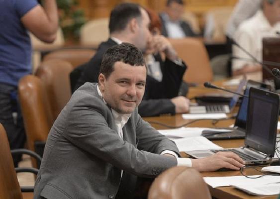 Nicuşor Dan revine în USR. Fostul preşedinte vrea, din nou, şefia partidului