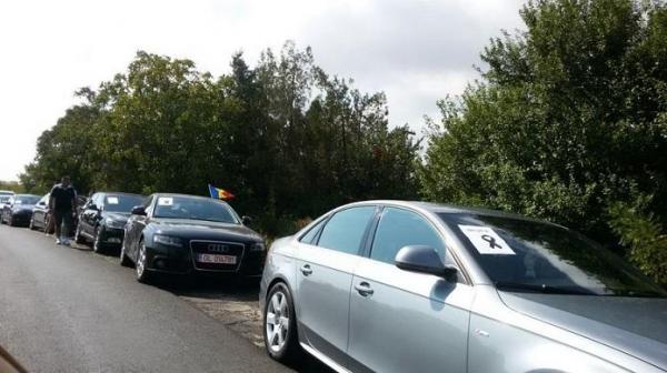 Protest pe patru roţi la Galaţi: 'Ne-am săturat de gropi şi de nepăsare'