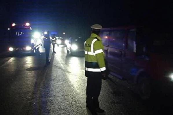 Groaznic accident în Prahova: un tânăr a fost spintecat de o mașină scăpată de sub control. Un alt bărbat e în comă