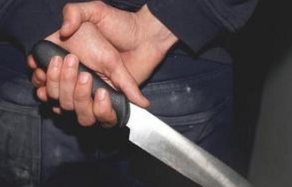 VIOLENȚĂ extremă în Italia! Patru ROMÂNI au băgat în spital patru cetățeni din Bangladesh, după ce i-au atacat cu CUȚITE și BÂTE pentru a le fura banii