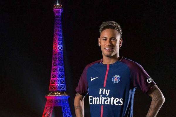 Record pentru fotbalul mondial! Ce sumă câştigă Neymar într-o singură ZI la PSG