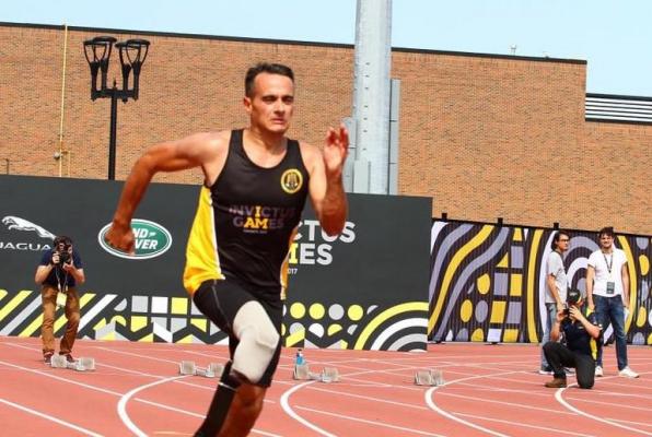 Prima medalie pentru România, la Jocurile Invictus de la Toronto. Plutonierul major Laurențiu Șerban, locul 3 la proba de 1500 de metri (VIDEO)