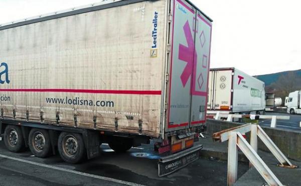 Un şofer român de TIR a murit în Spania în circumstanţe dramatice! Mărturiile martorilor sunt cutremurătoare