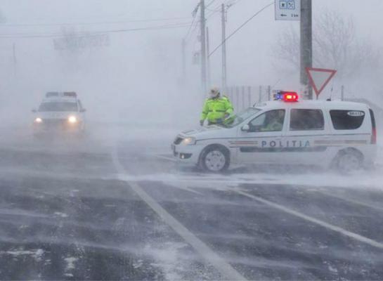ANM revine cu o alertă de ninsori, ger şi vânt puternic în toată ţara. Informarea meteo este valabilă până duminică după-amiază
