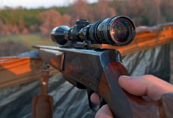 Incident dramatic în Caraş-Severin! Un bărbat a fost împuşcat mortal la o partidă de vânătoare