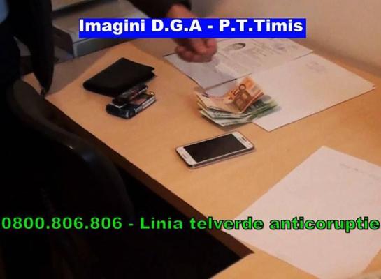 Poliţist din Timişoara, prins în flagrant în timp ce intermedia şpaga între doi tineri care s-au bătut (Video)