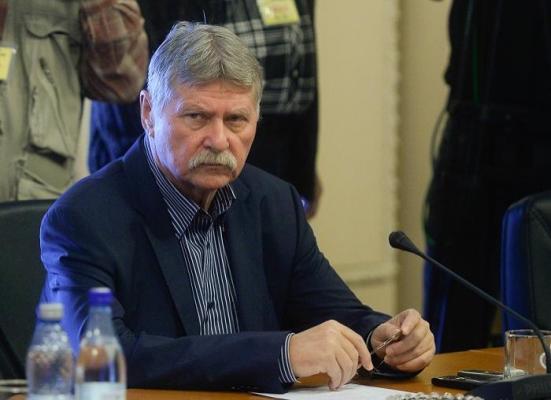 Ce avere lasă în urmă Verestoy Attila. Senatorul UDMR, supranumit "regele cherestelei", avea acțiuni la Romgaz, Nuclearelectrica şi Transgaz