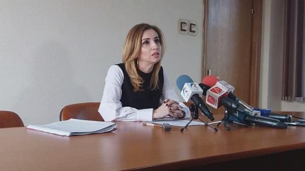 Procurorii dezvăluie informaţii de ultimă oră în cazul poliţistului din Olt împuşcat în cap de iubită. Filmul şocant al nenorocirii (Video)