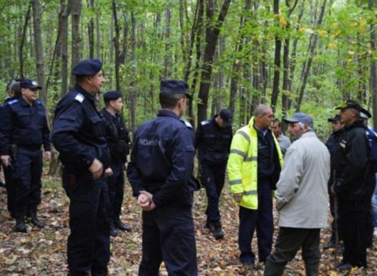 Căutări disperate pentru găsirea lui David, un copil de doi ani care a dispărut de acasă!