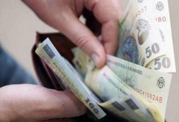 Un bătrân din Caraş-Severin a rămas din senin fără 14.000 de lei. Metoda incredibilă prin care un hoţ l-a lăsat fără agoniseala de o viață!