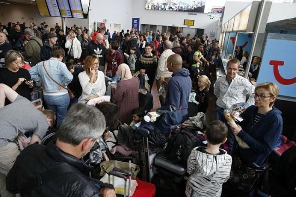 Peste 100 de zboruri anulate pe Aeroportul Bruxelles