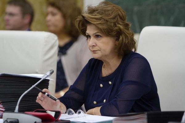 Rovana Plumb explică de ce a scos de pe edu.ro modelele de teste grilă la Bac și Evaluarea națională 2019 (Video)