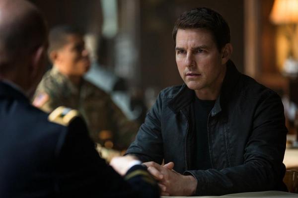 Tom Cruise, în rolul lui Jack reacher