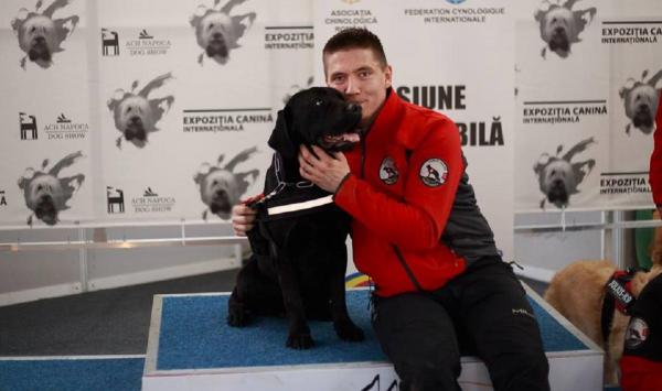 Mihai are nevoie de ajutor