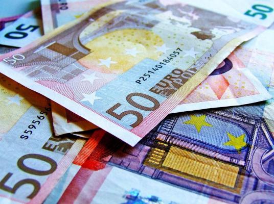 Cursul BNR euro-dolar