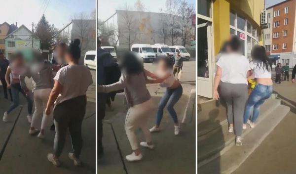 Momentul în care fata e bătută de două adolescente