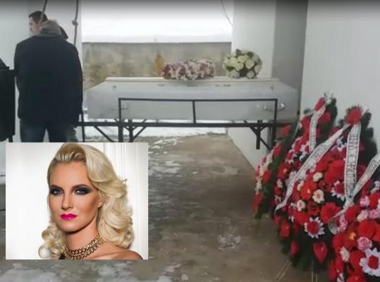 Imagini sfâșietoare de la înmormântarea Ancăi Pop. Tânăra a fost îngropată într-un sicriu alb, chiar pe malul Dunării (Video)