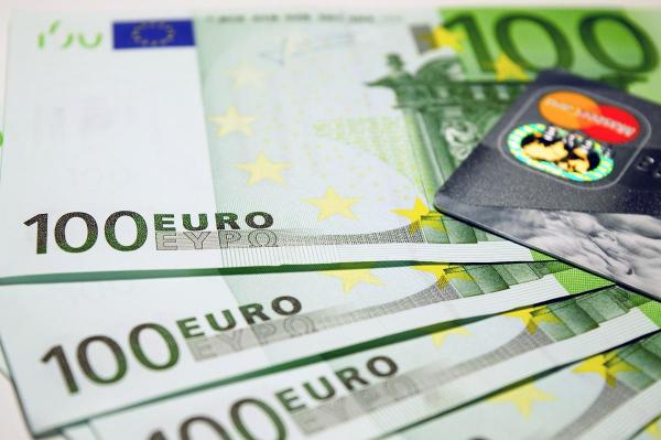 Cursul valutar euro-dolar
