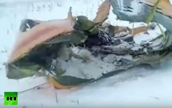 Primele imagini de la locul tragediei aviatice din Rusia, după prăbuşirea unui avion cu 71 de oameni la bord (video)
