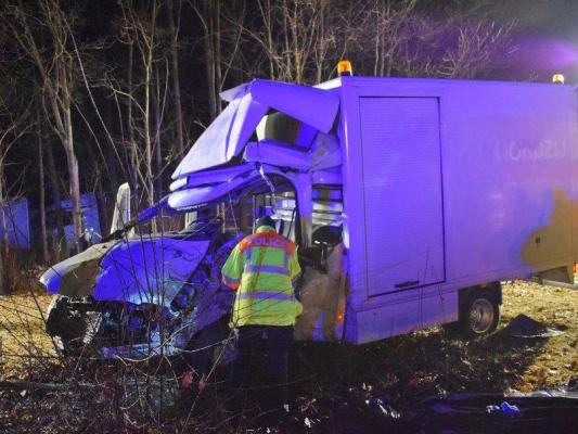Un şofer român de 21 de ani a murit într-un accident pe o autostradă din Germania după ce ar fi adormit la volan