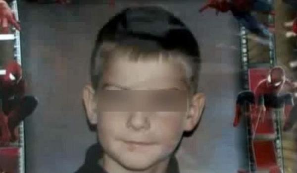 Dat afară dintr-un spital din Oradea, Alex a fost adus cu elicopterul SMURD la Bucureşti